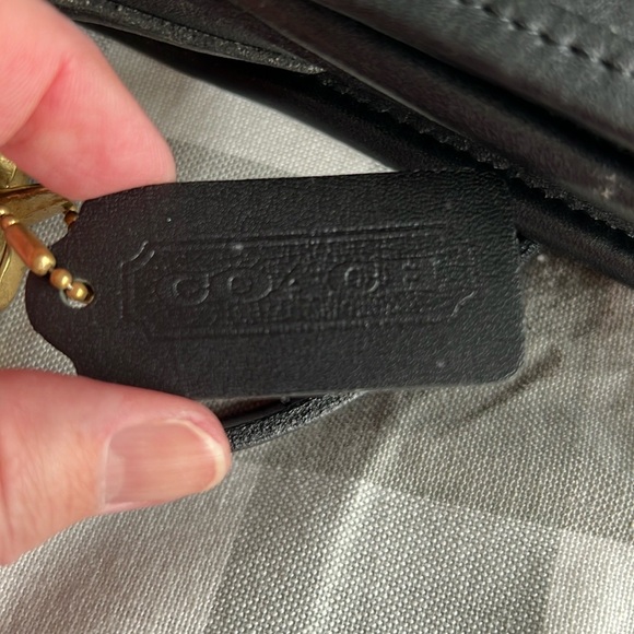 Vintage Coach Shoulder Bag - Picture 3 of 7